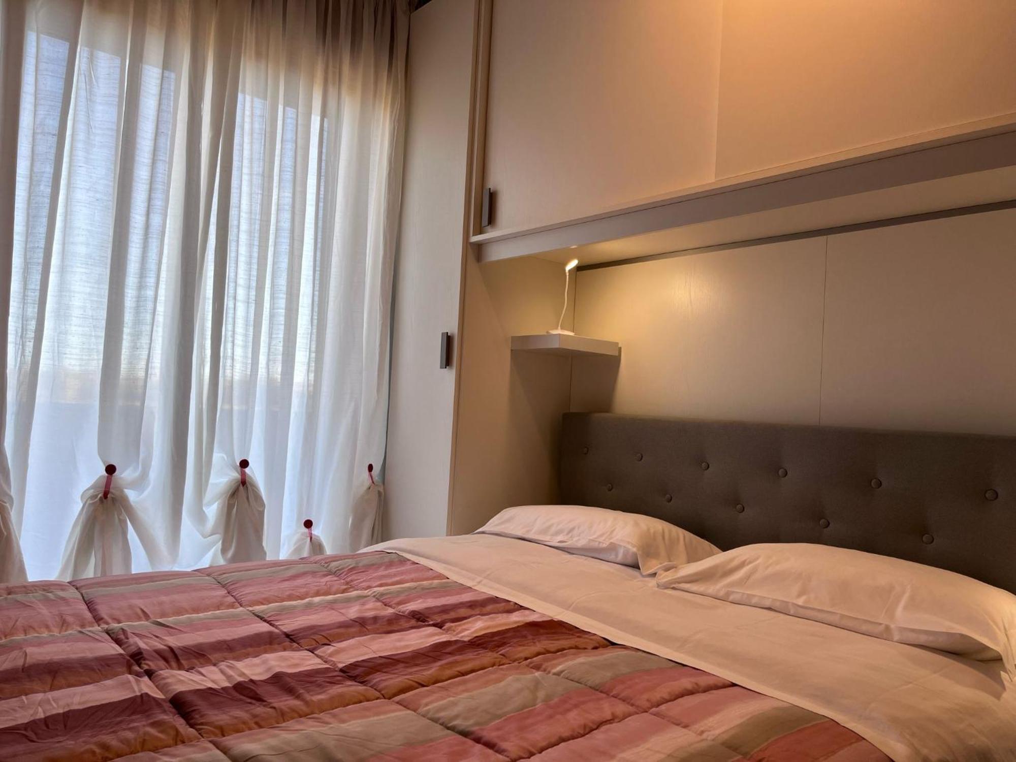 Fco Airport - Casa Di Febo Apartment Fiumicino Bagian luar foto