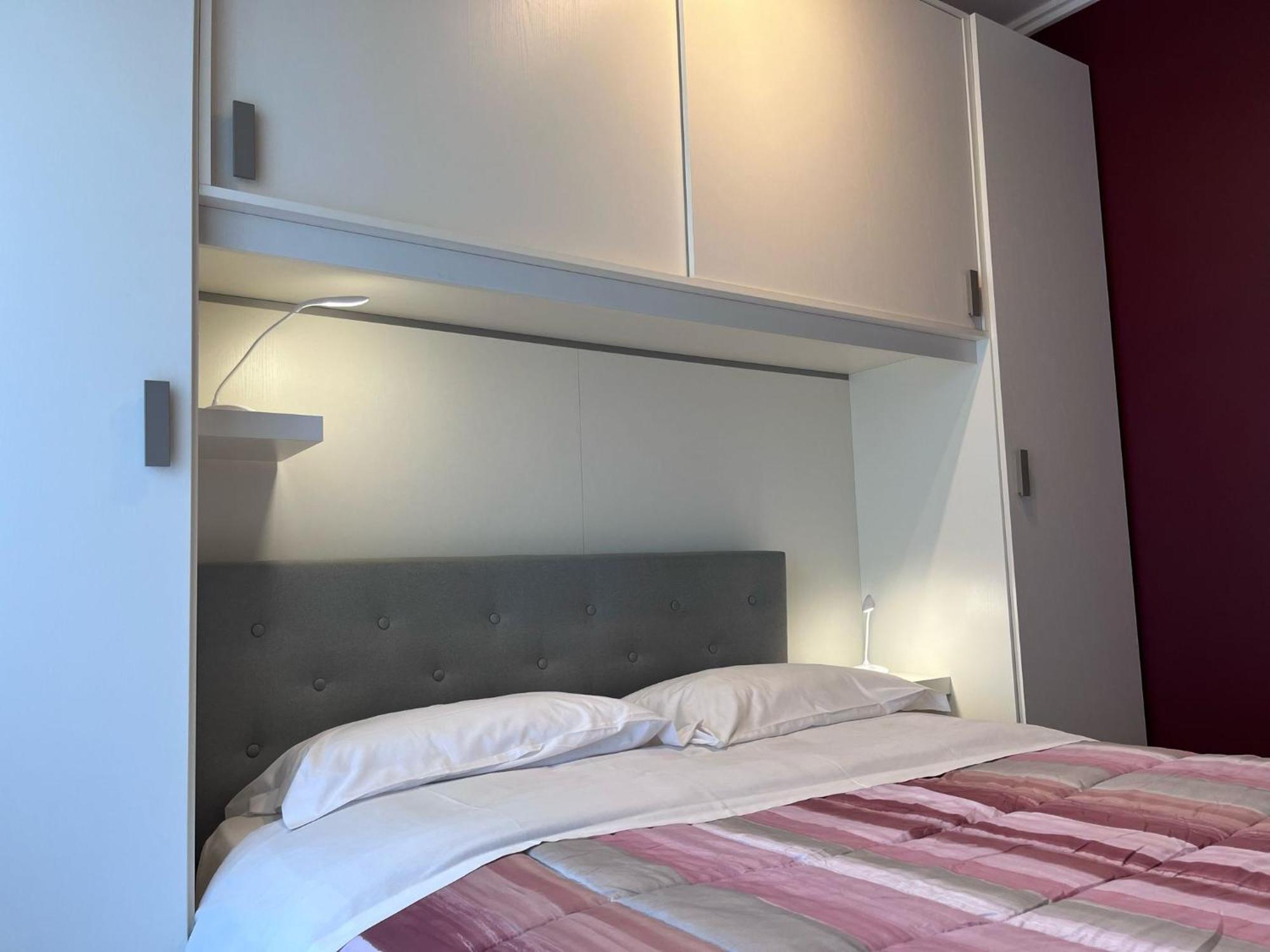 Fco Airport - Casa Di Febo Apartment Fiumicino Bagian luar foto